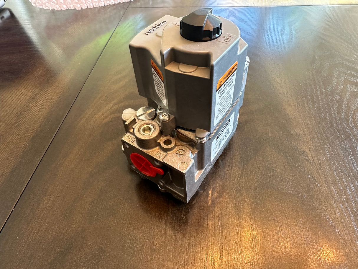 Middleby 42810-0121 - Int-Pilot Dual Gas Control Valve 1/2" (Formerly Honeywell)