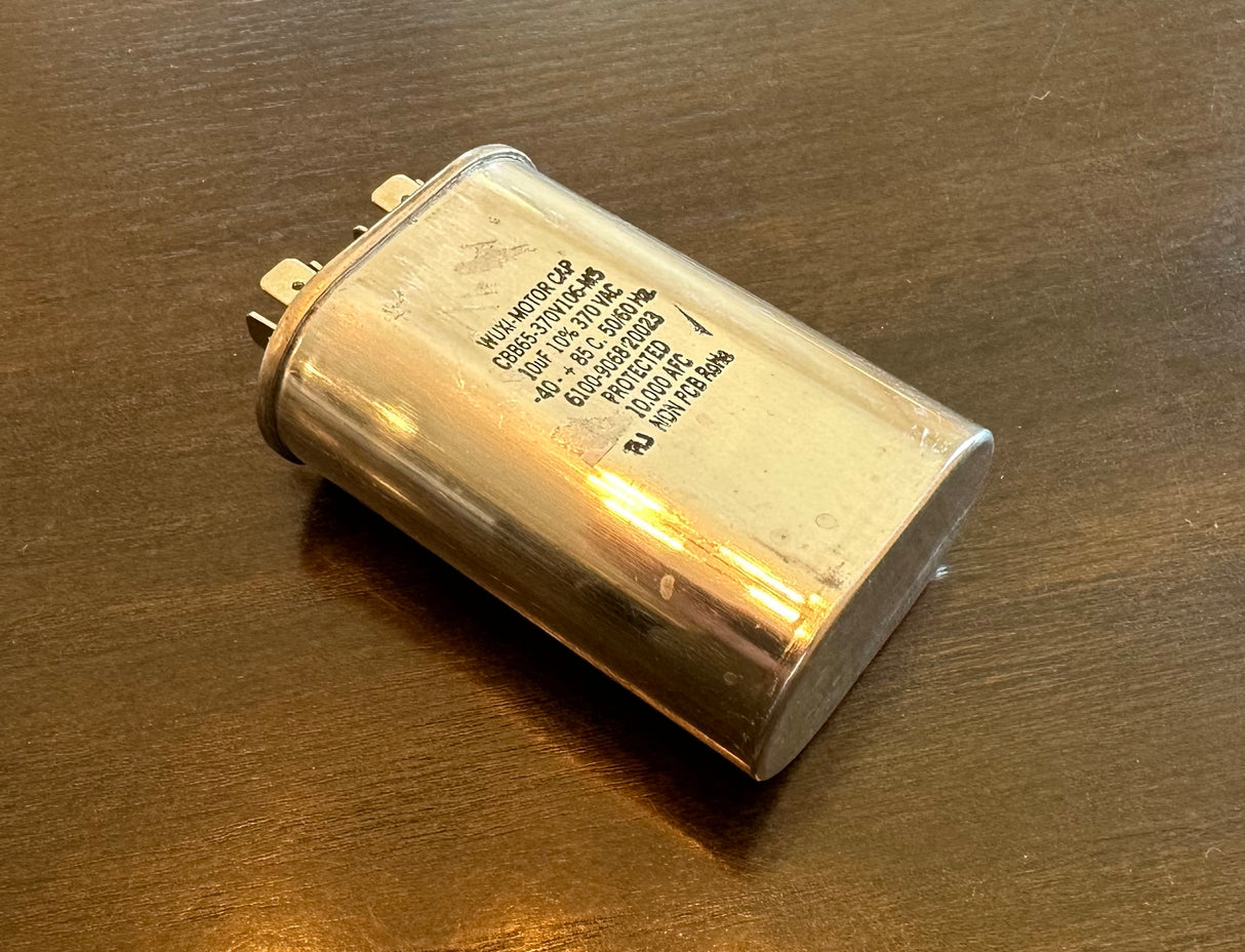 Blodgett 23077 - Motor Run Capacitor 370V, 10UF, 85 Deg C