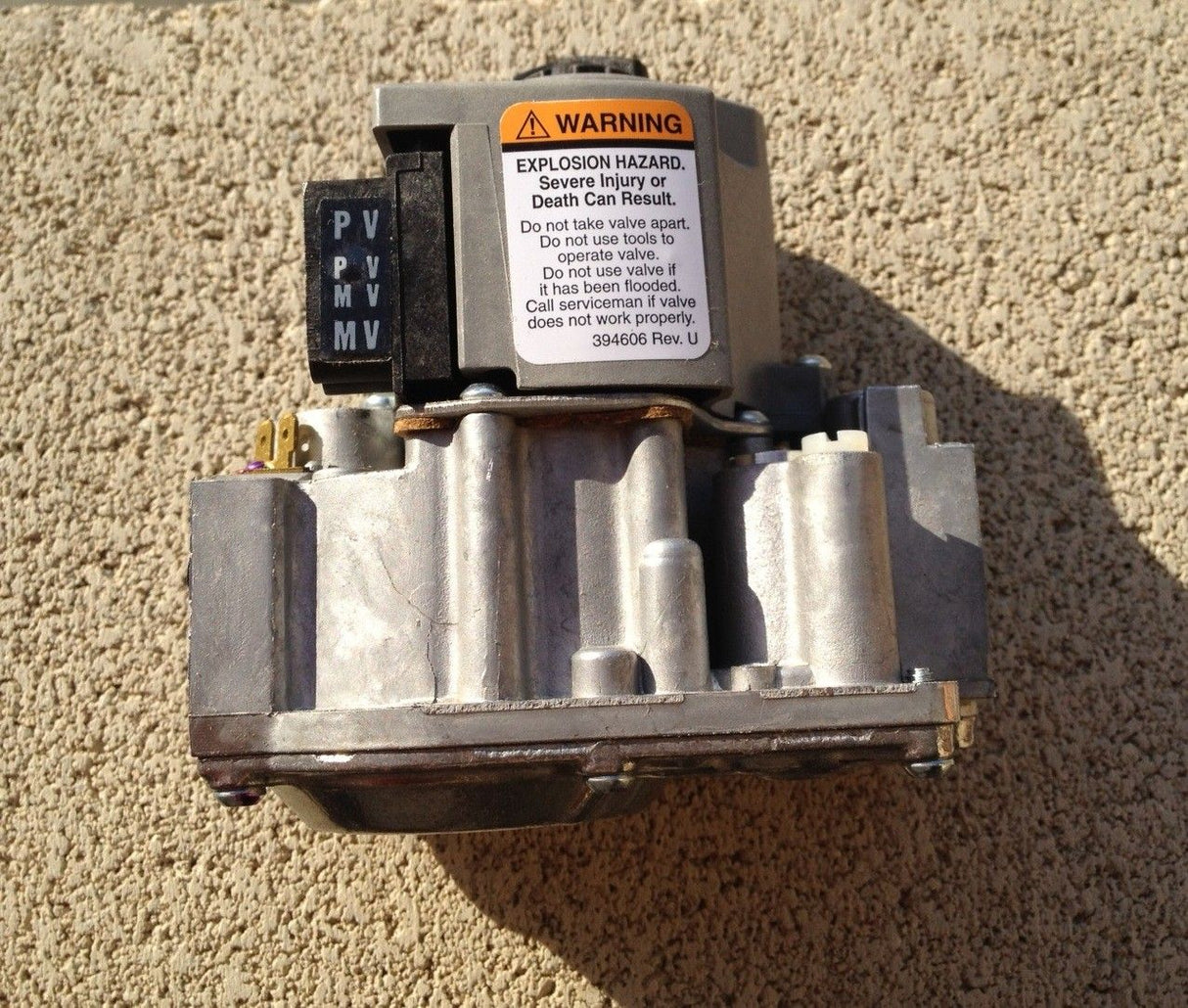 Middleby 42810-0121 - Honeywell Dual Gas Valve