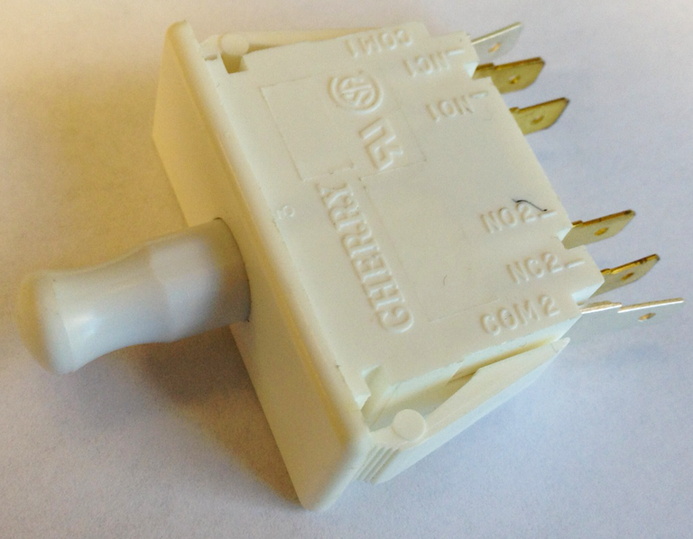 Middleby Switch for 360 Service Door | Part # 28021-0047